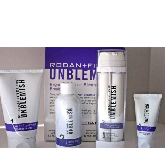 Other - Rodan + Fields Unblemish plush LASH BOOST